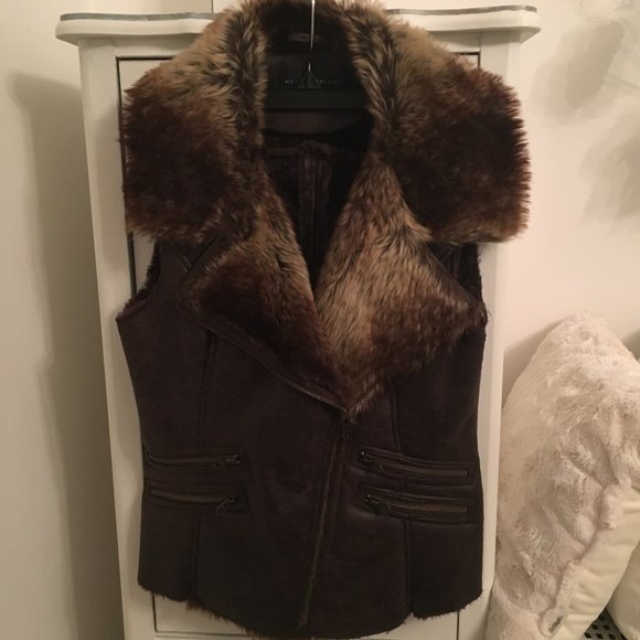 Jackets & Blazers - MO X Members Only Faux Fur Vest 🎀